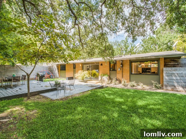 Inviting outdoor living space, perfect for entertaining