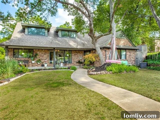 Experience Kiestwood Charm: Your Dallas Dream Home Awaits at 3224 S. Ravinia Dr.