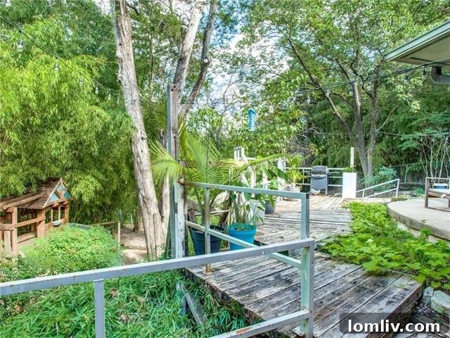 Side View of Kiestwood Residence