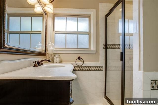 Manicured front yard and landscaping at 1918 Newport Ave