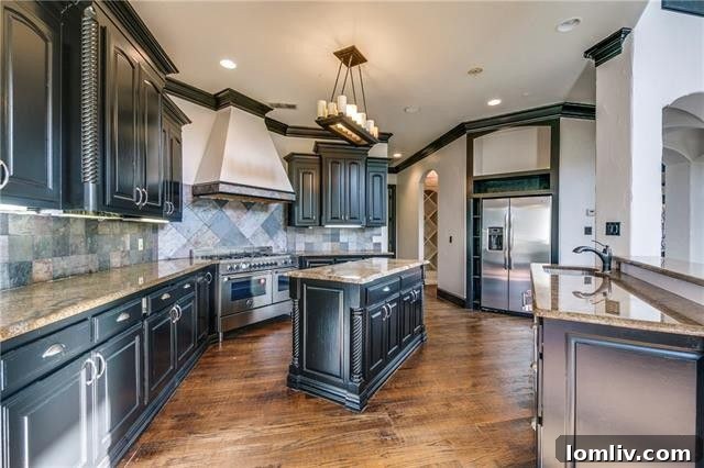 Luxurious Family Home in The Falls, Sunnyvale TX - Interior View 7 - Living Room