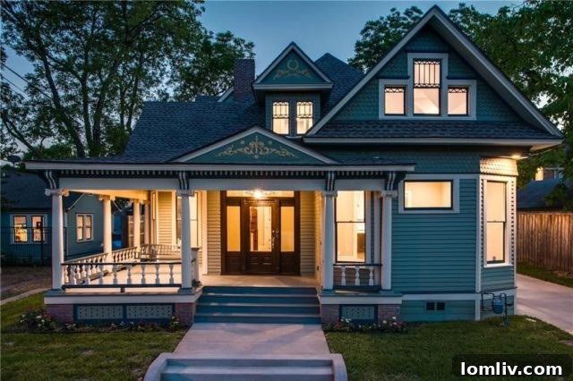 A stunningly restored Queen Anne Victorian home in Dallas