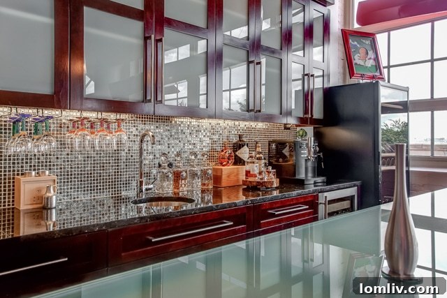 Montgomery Plaza condo dining area with city views