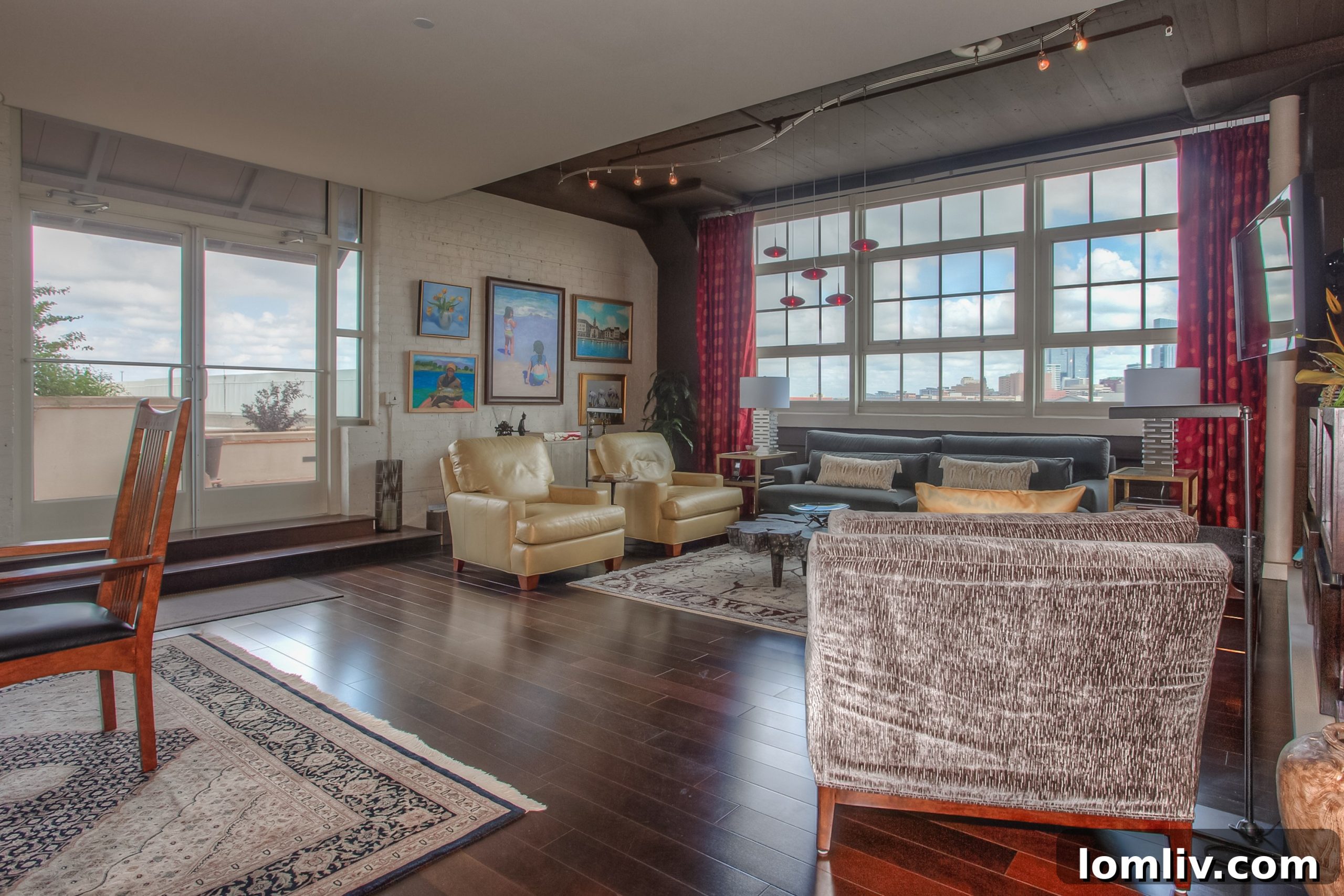 Montgomery Plaza Fort Worth building exterior night view