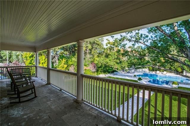 Another secondary bedroom featuring cozy design and comfortable bedding