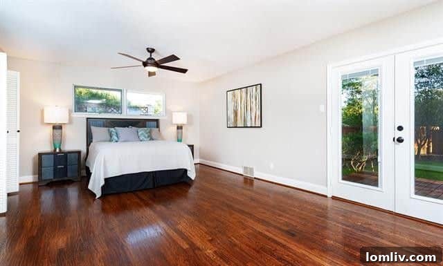 Spacious Backyard Deck - 803 Northlake Dr Richardson