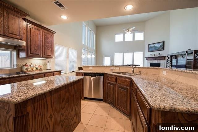 Facebook'tan İki Açık Evin İç Yüzü 6 Luxurious Master Bedroom