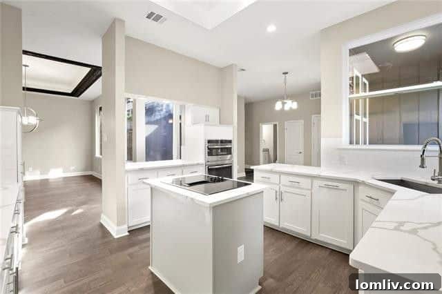 Facebook'tan İki Açık Evin İç Yüzü 10 Sleek Kitchen with Quartz Countertops