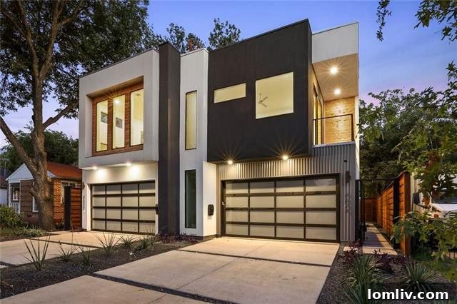 Modern attached home in East Village Dallas with large windows