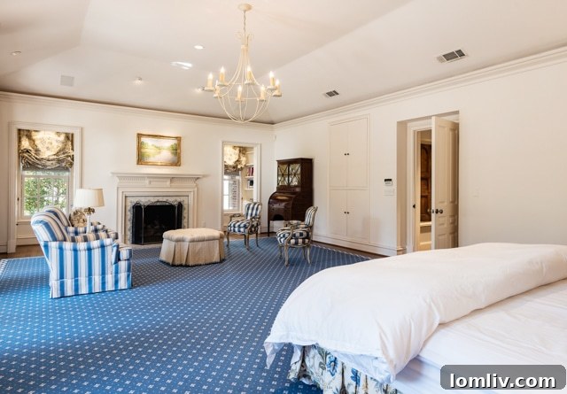 3821 Shenandoah: Guest Room with Classic Touches