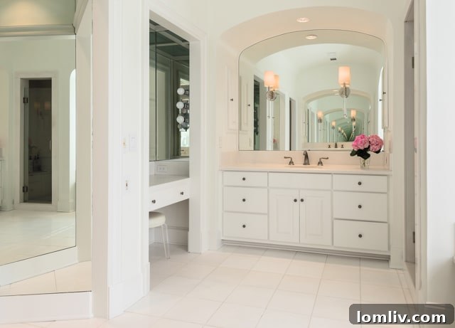 3821 Shenandoah: Luxurious Master Bathroom Features