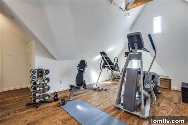 Bright and Inviting Bedroom - 6307 Park Lane