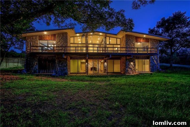 Midcentury Modern Icon on the Waterfront 12 Rear Facade and Lakefront View of 4208 Shore Front Drive