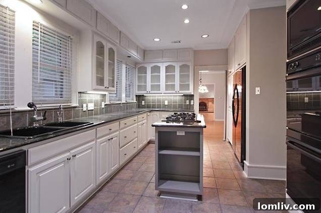 Elegant dining room with original details in Kessler Square home