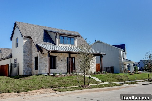 Scenic view of the Trinity Trails in Fort Worth, Texas with a modern home, 527 Trail Rider Road, in the River Heights neighborhood in the foreground.