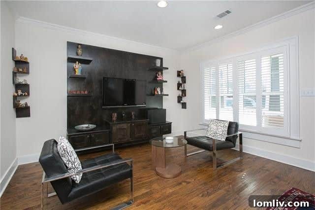 Cozy sitting area or den, offering a versatile space for relaxation or a home office.