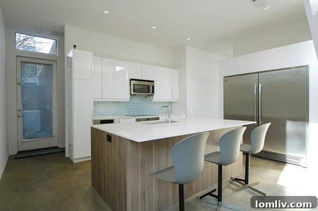 VECT2207-Ashby-HCHOTW