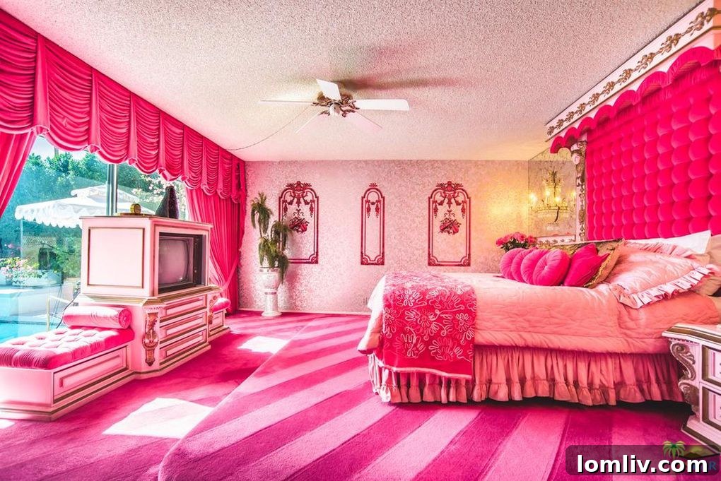 Frozen in Time: Palm Springs' Midcentury Masterpiece 6 19842cbf742acfe386539a398ccfd076l-m38xd-w1020_h770_q80