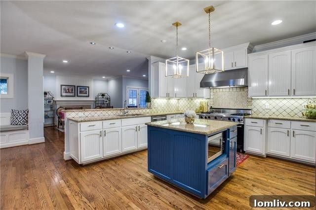 Modern Gourmet Kitchen with Breakfast Bar and Granite Countertops