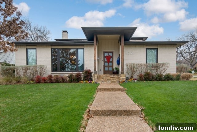 Modernized Lake Highlands Cottage with Expansive Views