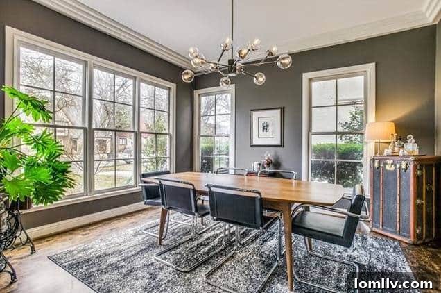 Bryan Parkway Tudor - Dining Area