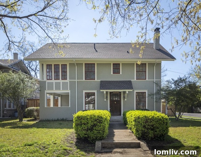 Renovation in progress at 5000 Worth, Munger Place Wine Walk