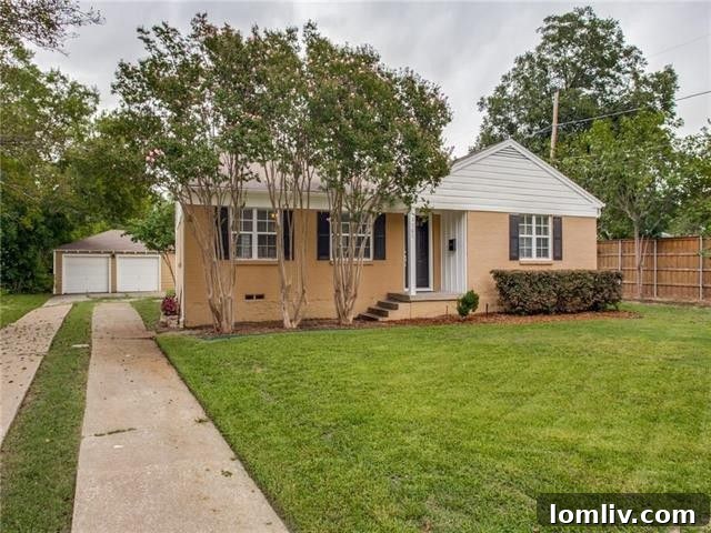 Midway Hollow Midcentury Bungalow: Priced to Impress 2 8355ae630460003fafd529c70f08aedfl-m0xd-w1020_h770_q80