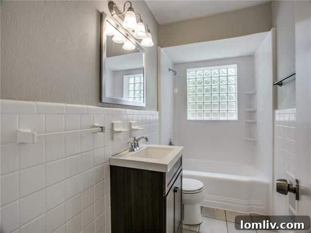 Midway Hollow Midcentury Bungalow: Priced to Impress 5 8355ae630460003fafd529c70f08aedfl-m1xd-w1020_h770_q80