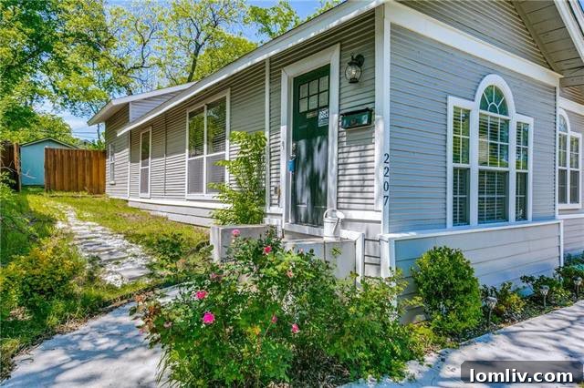 Charming 1923 Home in Dallas's Historic Cedar Crest Neighborhood