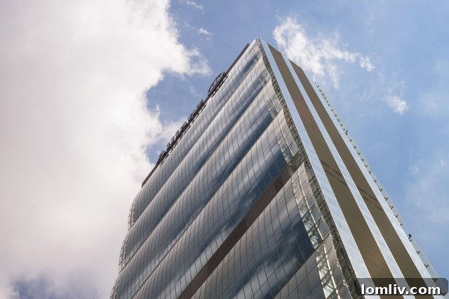 Arata Isozaki The Dallas Dilemma for Enduring Design 6 Domus Casa del Hombre: A Sculptural Homage to Humanity