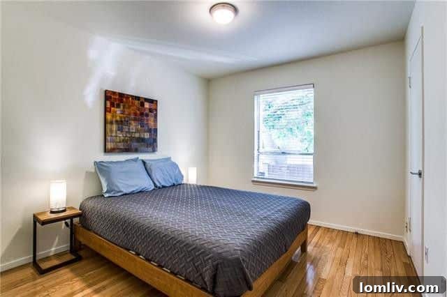 Sleek Dining Space in a Midcentury Modern setting