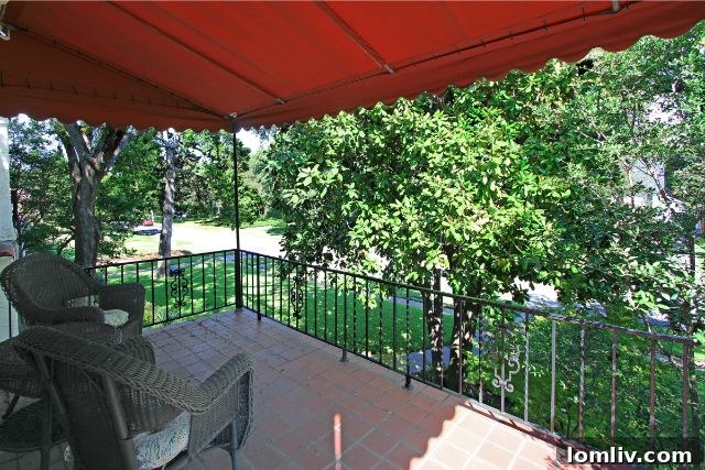 Private Covered Balcony Overlooking the Kessler Park Neighborhood