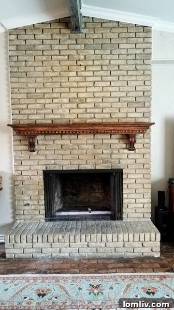 Market Evolution: Updates and Staging Take Priority, Concessions Are Passe 3 Living room before renovation