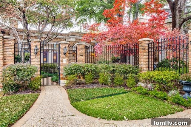 31 Stonecourt Drive, a fine example of Caruth Homeplace residences