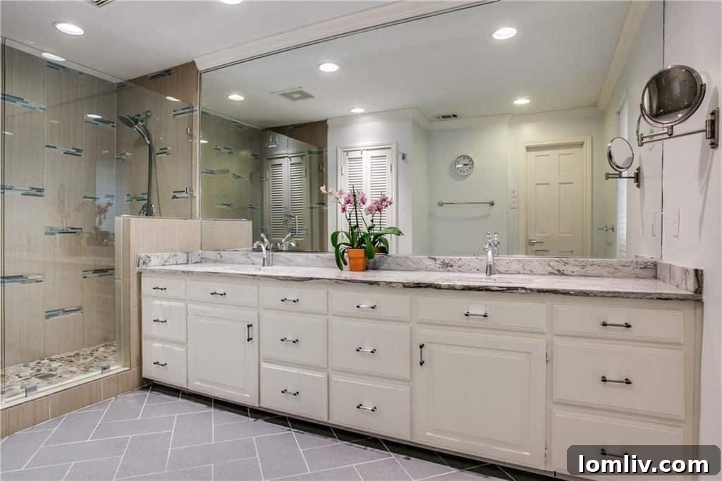 Living area of the starter home for sale in Dallas