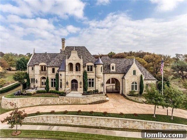 Custom luxury homes built by elite builders in Enchanted Hill