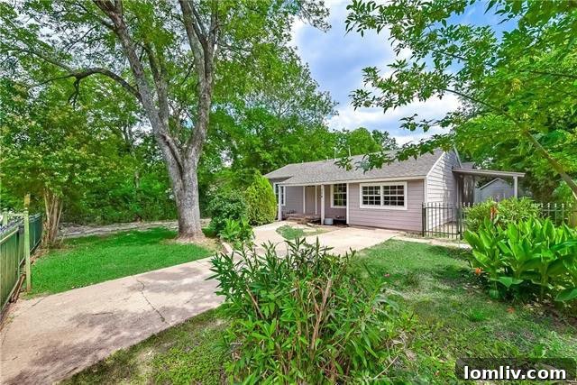 Charming updated home in Wolf Creek, Dallas