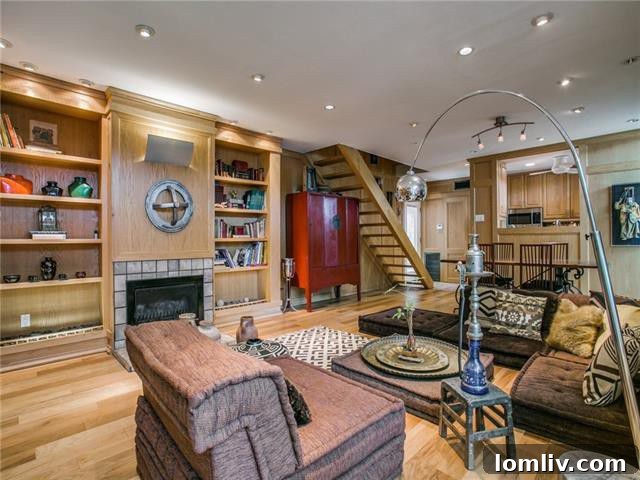 Dual Delights: Bud Oglesby's Twin Townhomes 10 Authentic Mid-Century Modern Interior, Hood Street Townhome