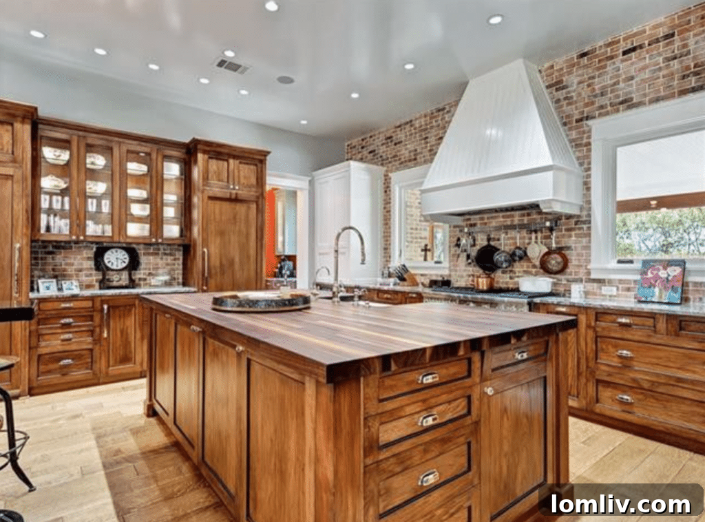 Luxurious Kitchen Features and Design