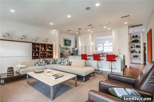 Knox Henderson Condo Exterior - Modern Architecture