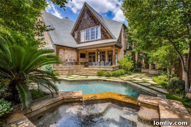 Inviting swimming pool and attached spa, perfect for relaxation and recreation