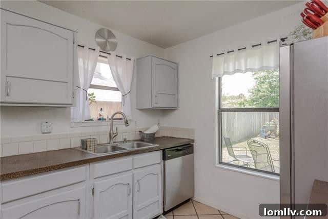 Countess Court Dining Area