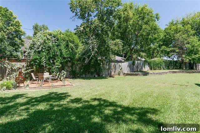 Hollywood Heights: Desert Charm or Timeless Brick 11 9785bbbf32513ba7eb9622265cd407b5l-m3xd-w1020_h770_q80