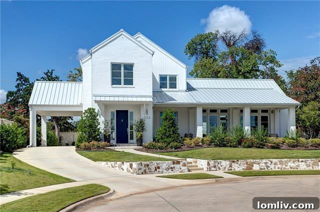 Luxury New Build Home Exterior in Riverbend Bluffs