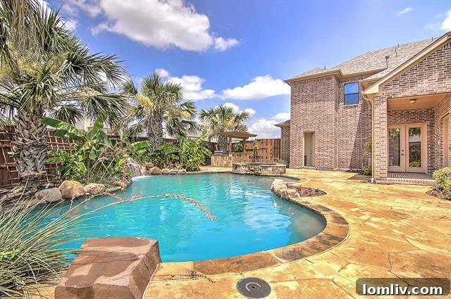 Plano Home Living Room Interior
