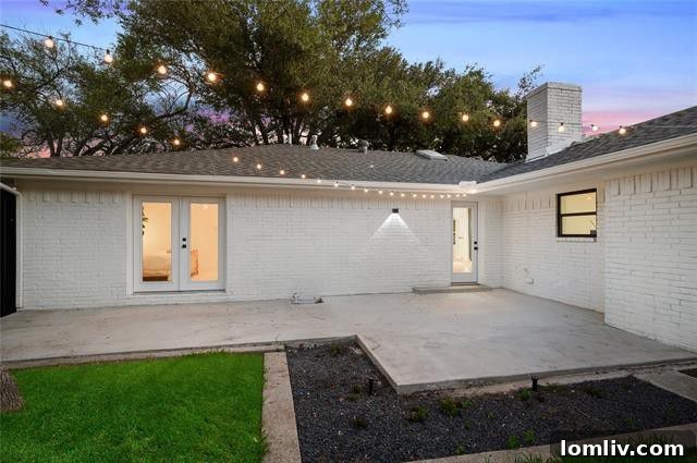 Beautiful Backyard Patio Perfect for Family Entertaining