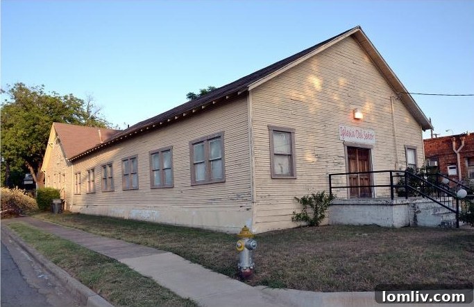 AIA Dallas Celebrates Local Architectural Excellence 4 The renovated Cliff House, formerly Davis Street Baptist Church, reimagined by DSGN Associates as a wedding and event center.