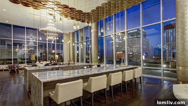 Charlotte's NOVEL Stonewall Station