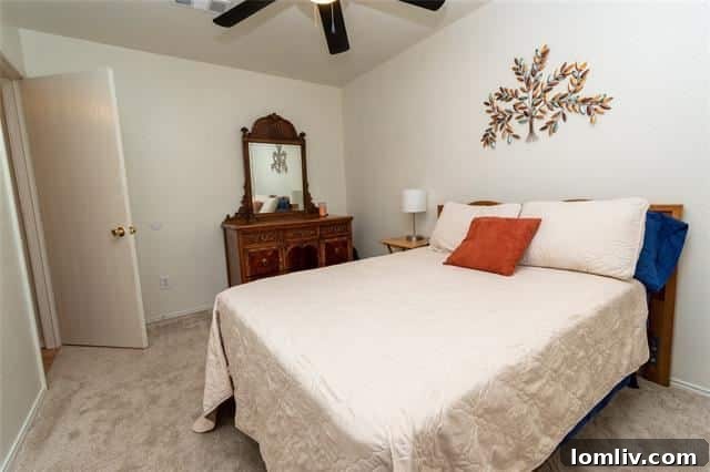 Kelly Lane Home Interior - Modern Bathroom