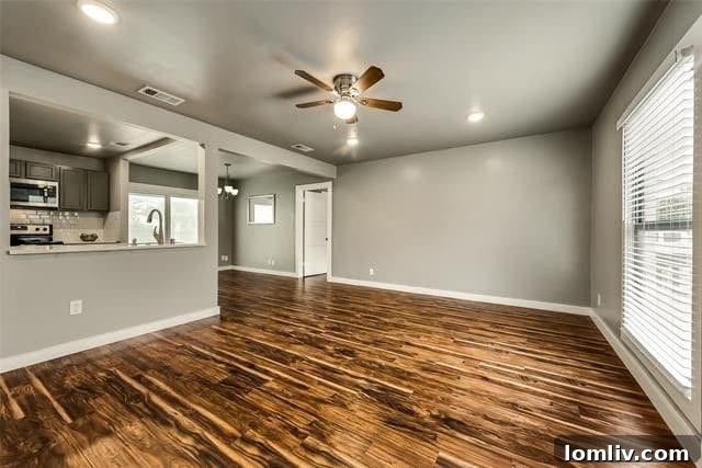 Elegant Exterior and Inviting Interiors: A Dallas Home Tour